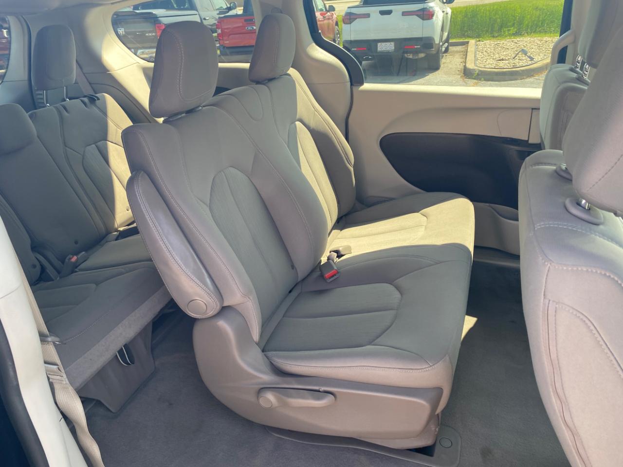 Chrysler Pacifica L FWD 2018
