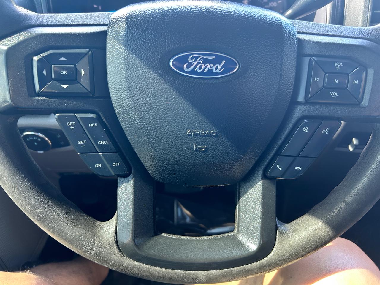 Ford Super Duty F-450 DRW XLT 4WD Reg Cab 8' Box 2020