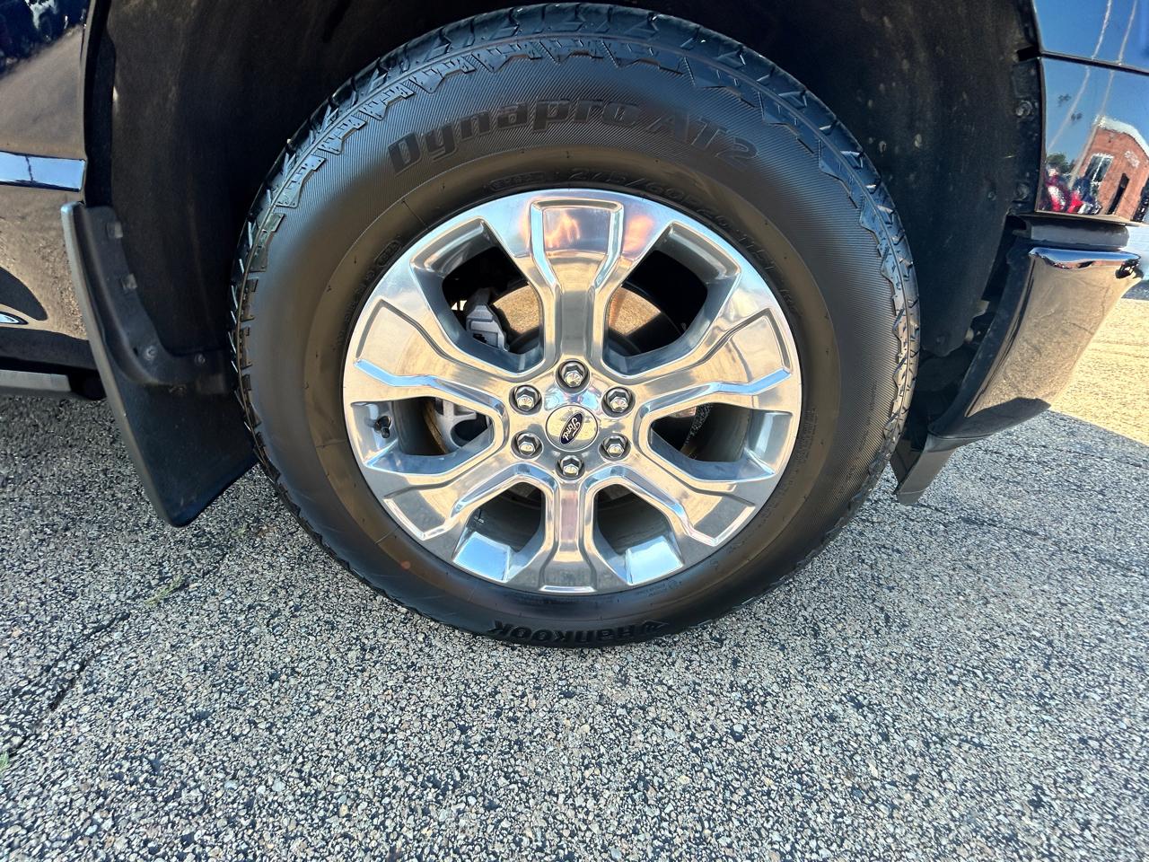 Ford F-150 Platinum 4WD SuperCrew 5.5' Box 2026