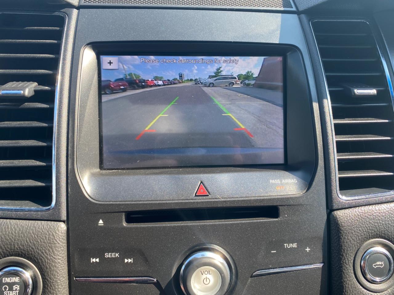 Ford Taurus SEL FWD 2019