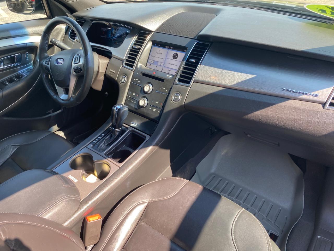 Ford Taurus SEL FWD 2019