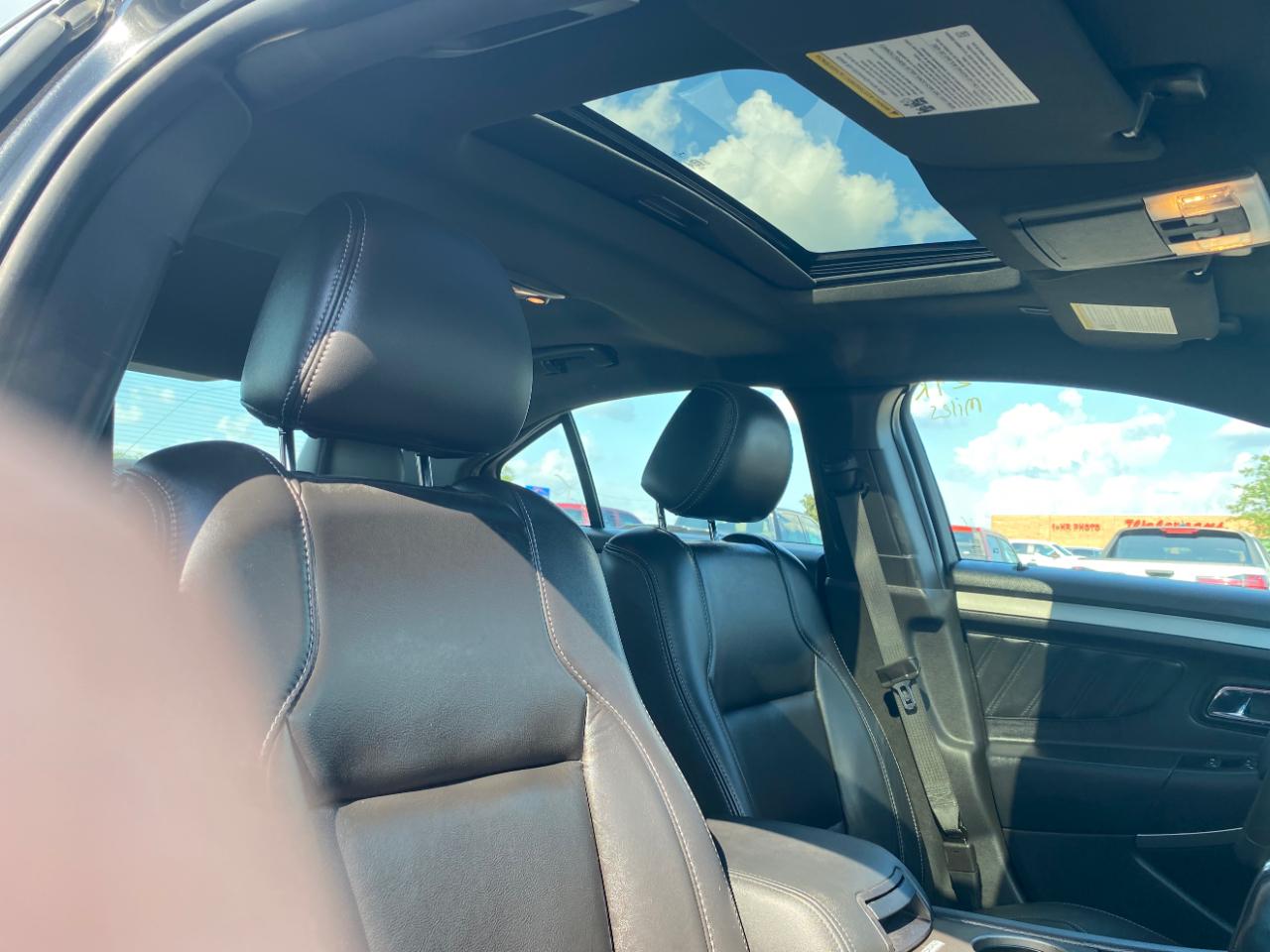 Ford Taurus SEL FWD 2019