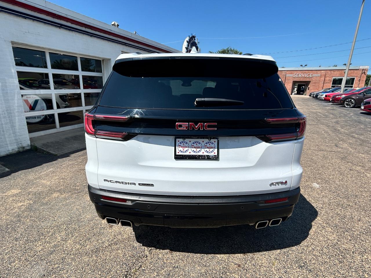 GMC Acadia AWD 4dr AT4 2025