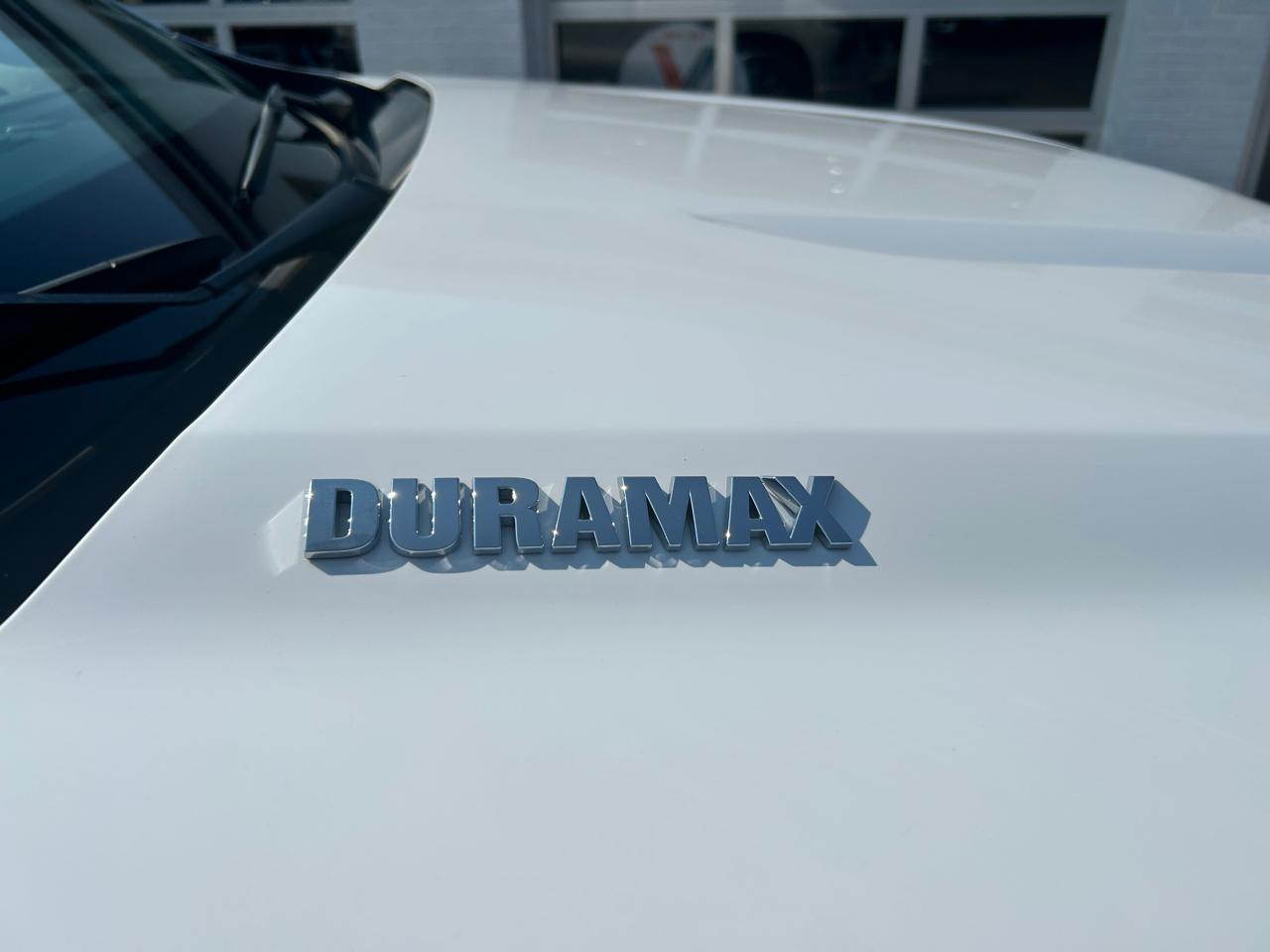 Chevrolet Silverado 1500 4WD Double Cab 147" RST 2024