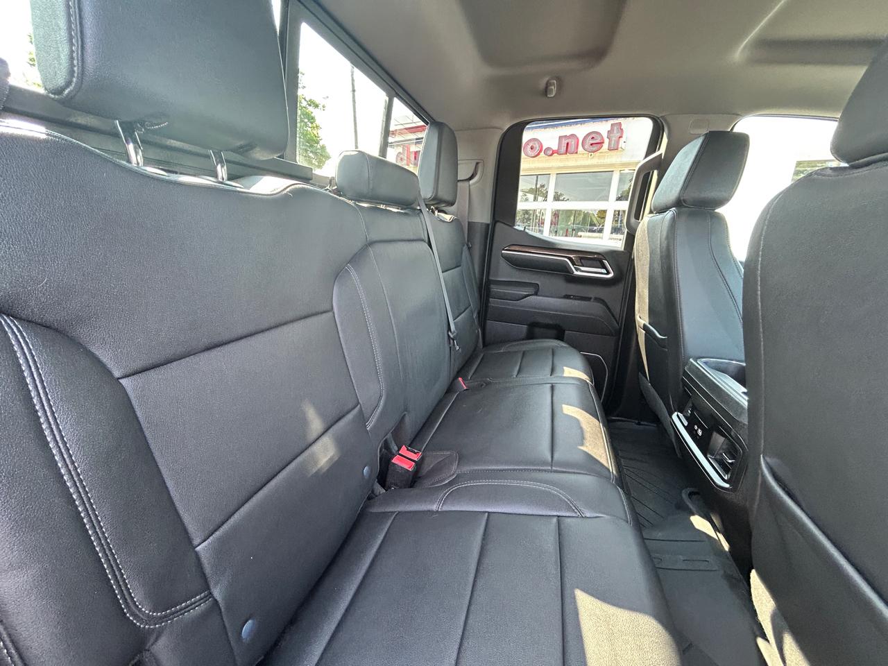Chevrolet Silverado 1500 4WD Double Cab 147" RST 2024