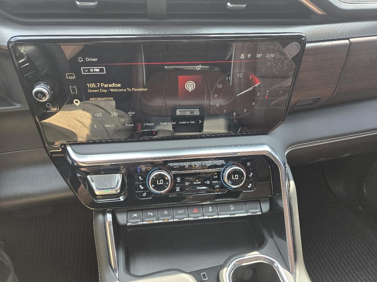 GMC Sierra 1500 4WD Crew Cab 147" Denali Ultimate 2025