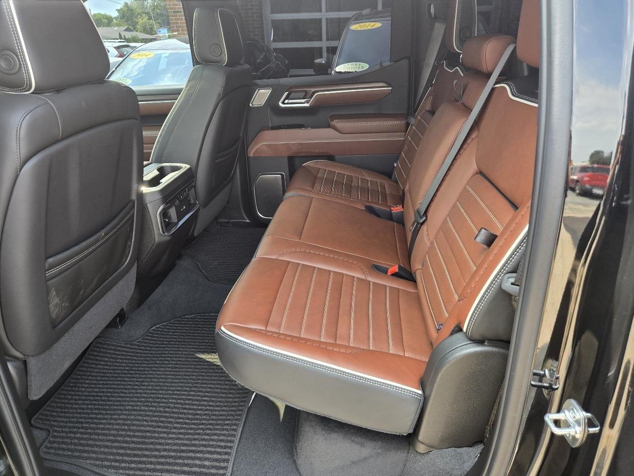 GMC Sierra 1500 4WD Crew Cab 147" Denali Ultimate 2025