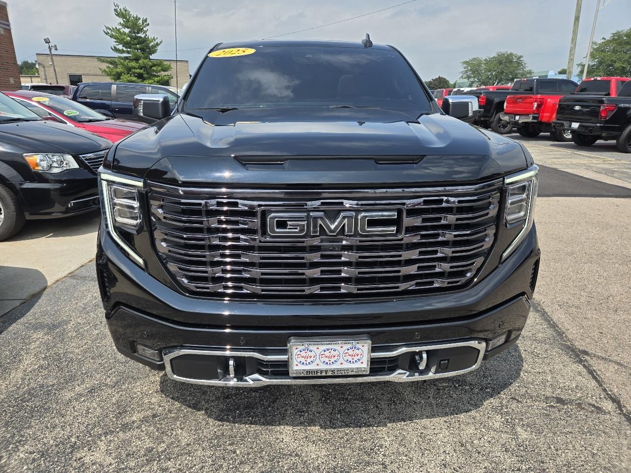 GMC Sierra 1500 4WD Crew Cab 147" Denali Ultimate 2025
