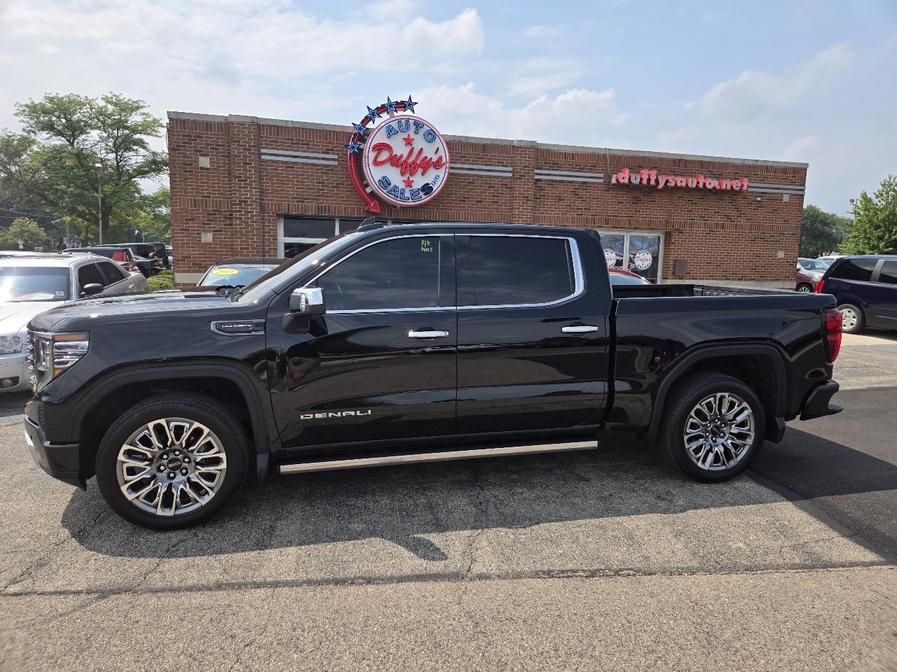 GMC Sierra 1500 4WD Crew Cab 147" Denali Ultimate 2025