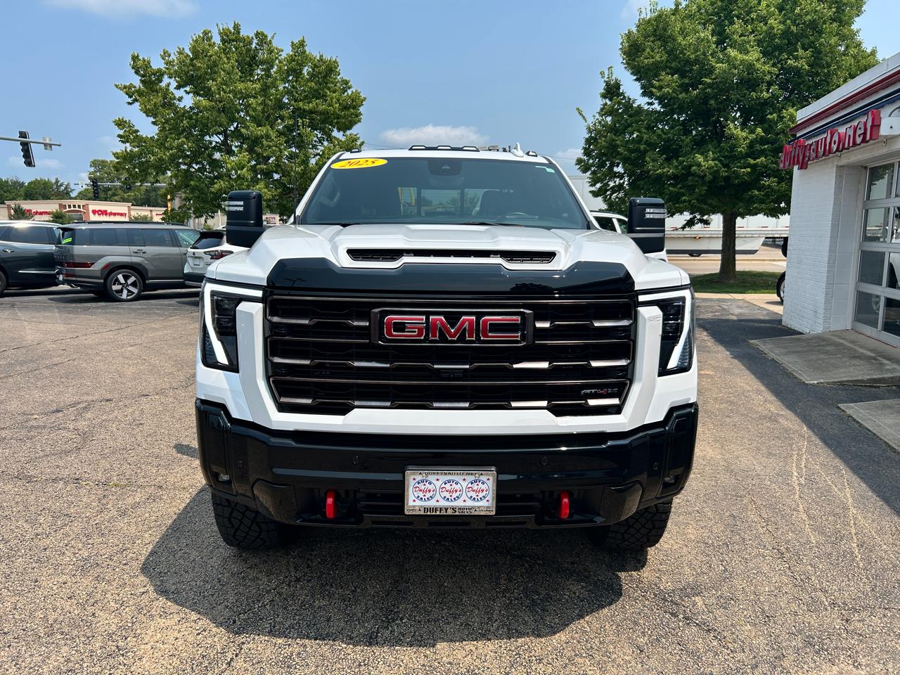 GMC Sierra 2500HD 4WD Crew Cab 159" AT4X 2025