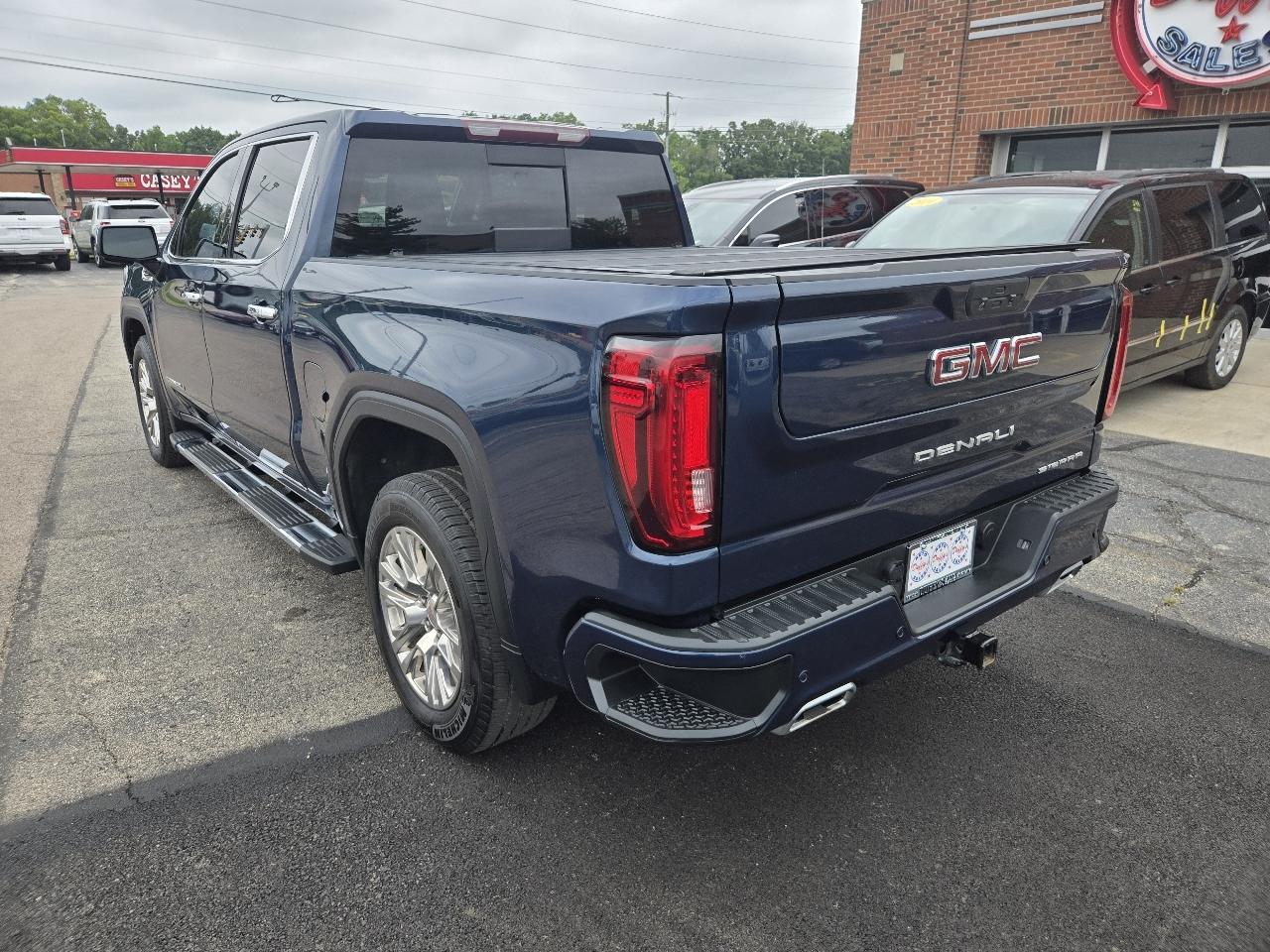 GMC Sierra 1500 4WD Crew Cab 147" Denali 2019