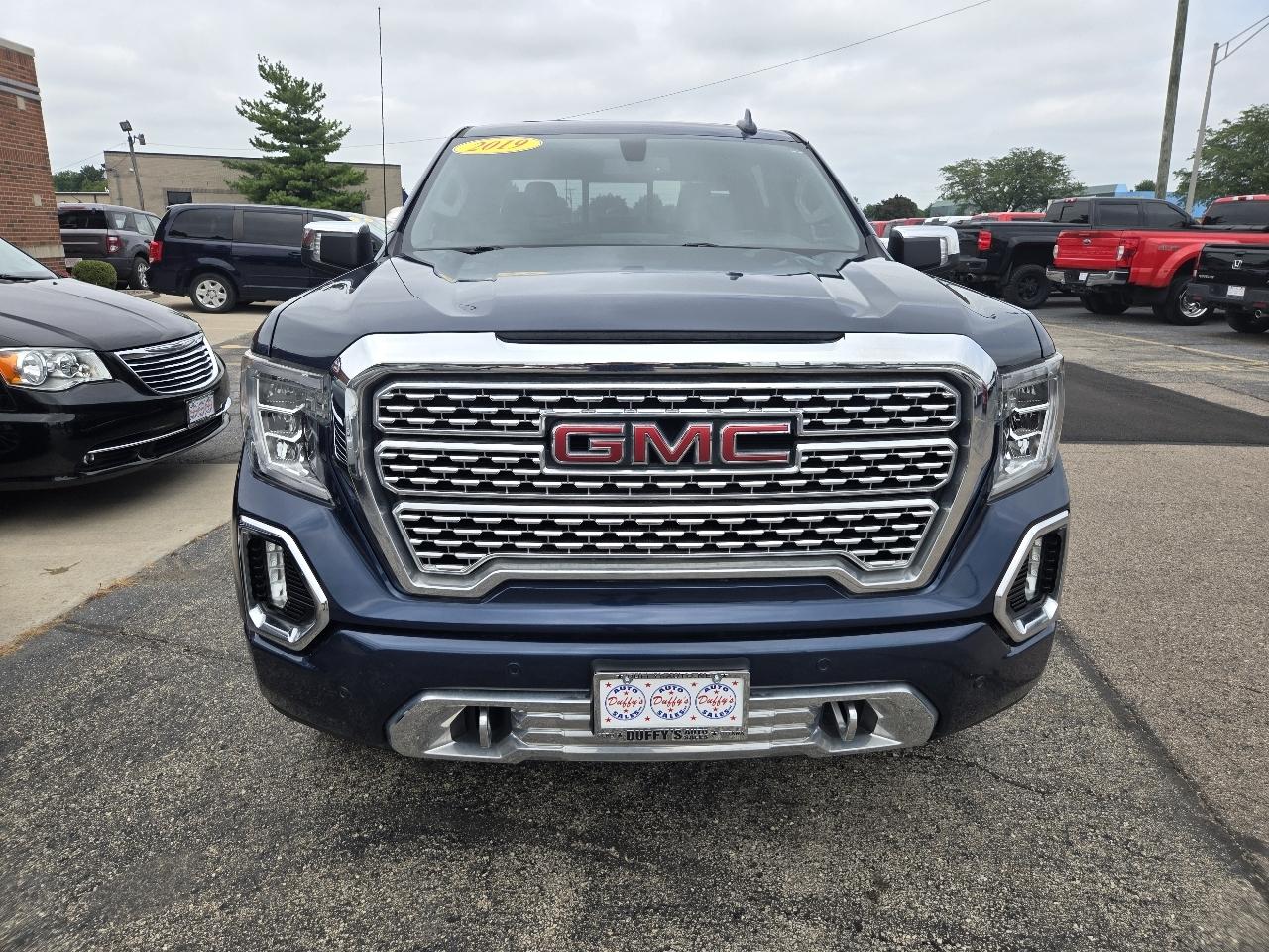 GMC Sierra 1500 4WD Crew Cab 147" Denali 2019