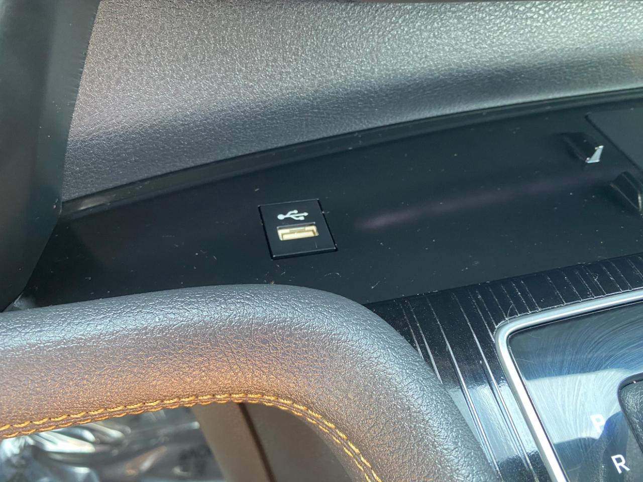 Toyota Sienna Woodland Edition AWD 7-Passenger (Natl) 2026