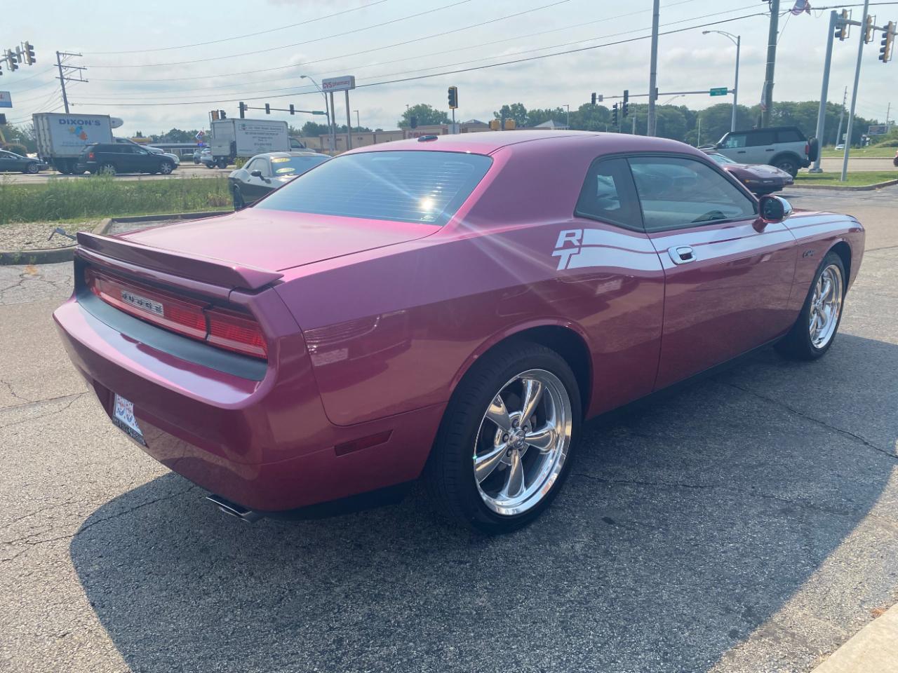 Dodge Challenger 2dr Cpe R/T Classic 2010