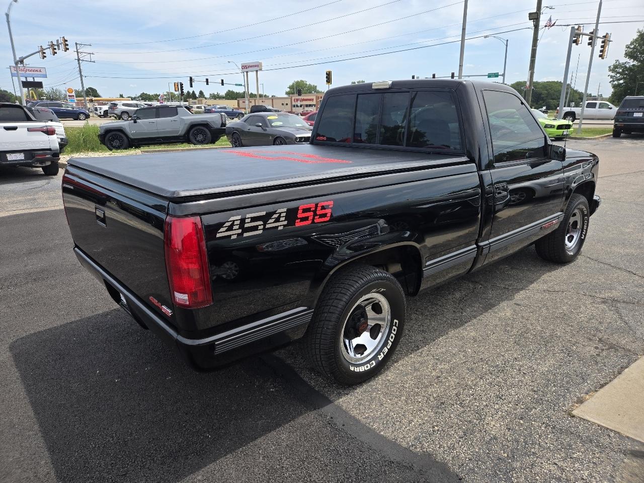 Chevrolet 1500 Reg Cab 117.5" 1990