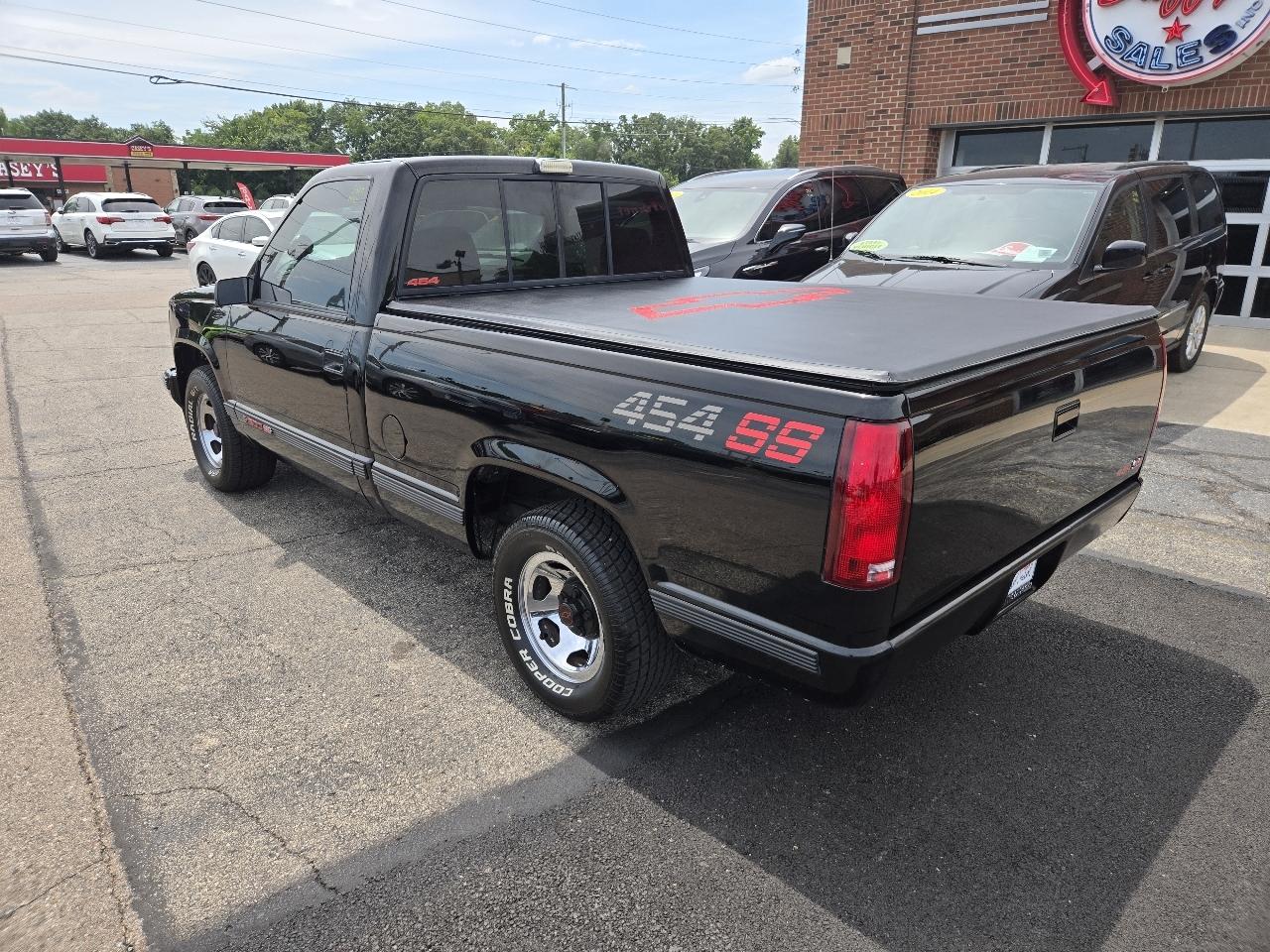 Chevrolet 1500 Reg Cab 117.5" 1990