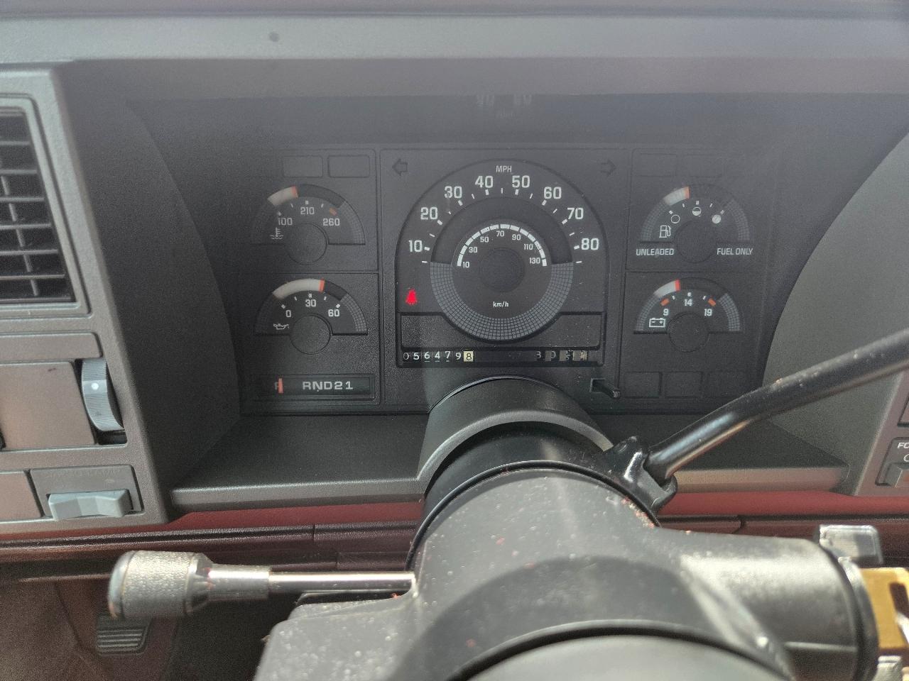 Chevrolet 1500 Reg Cab 117.5" 1990
