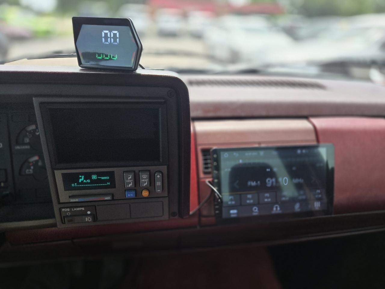 Chevrolet 1500 Reg Cab 117.5" 1990