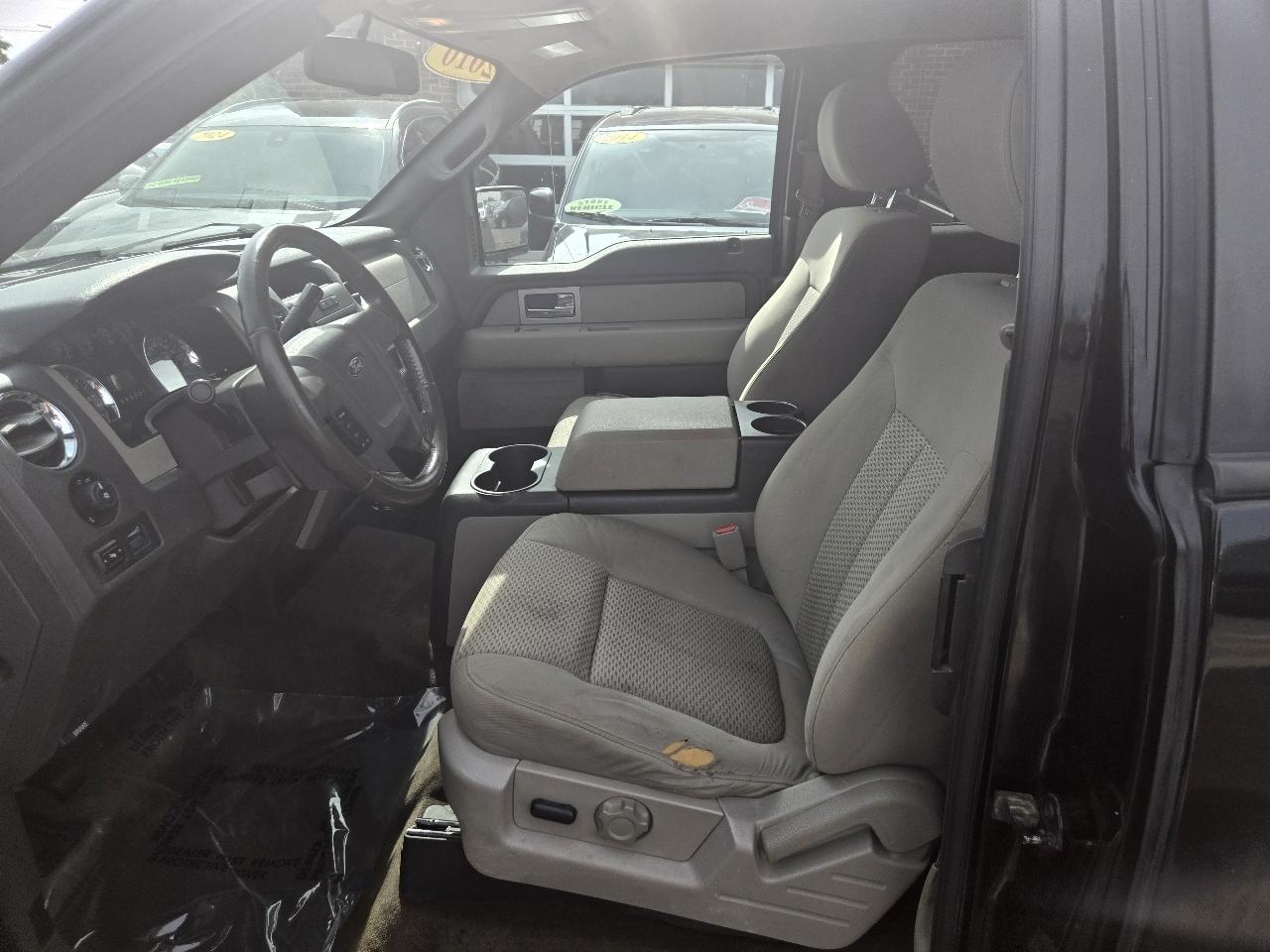 Ford F-150 4WD SuperCab 145" Lariat 2010