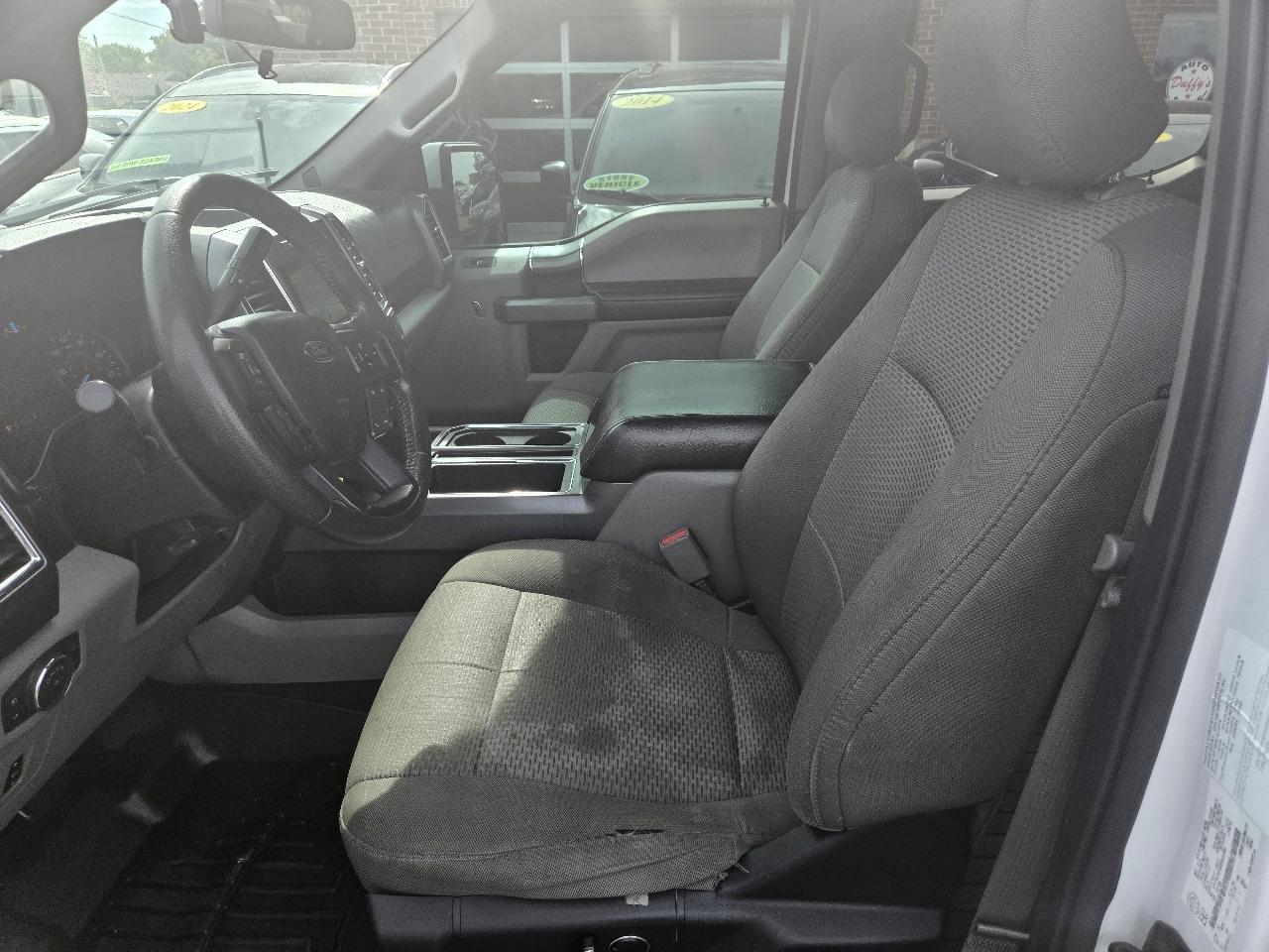 Ford F-150 4WD SuperCrew 145" XLT 2016