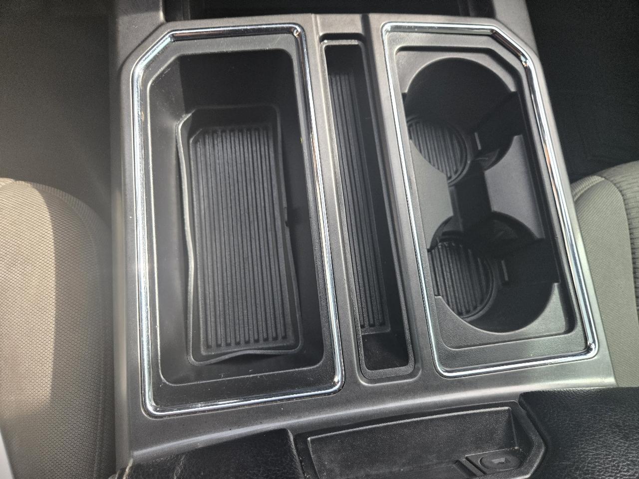 Ford F-150 4WD SuperCrew 145" XLT 2016