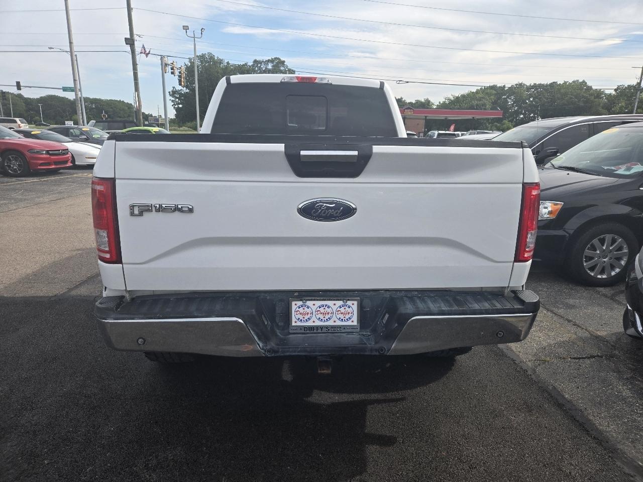 Ford F-150 4WD SuperCrew 145" XLT 2016