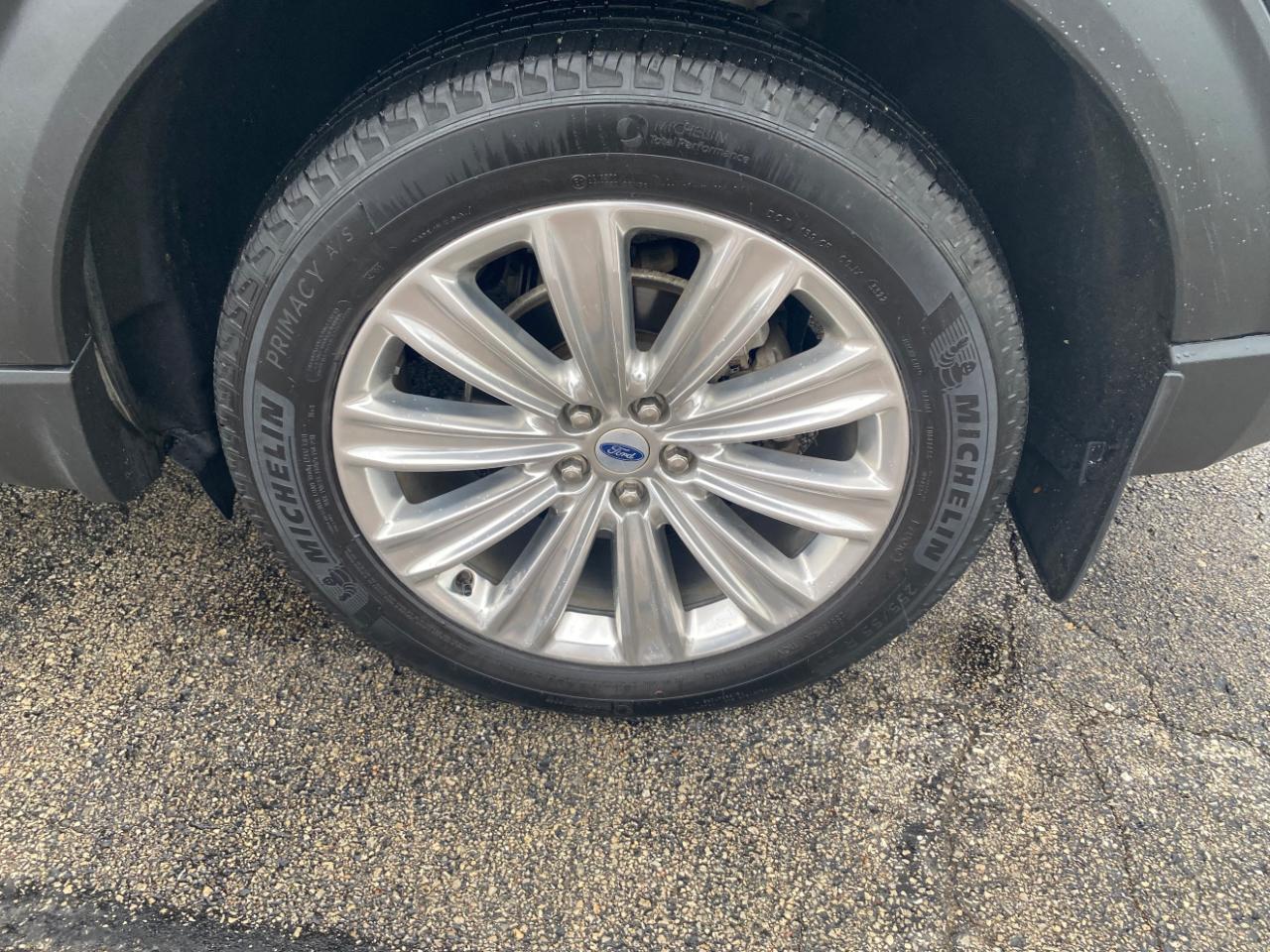 Ford Explorer Limited 4WD 2022