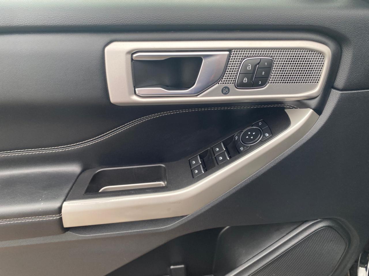 Ford Explorer Limited 4WD 2022