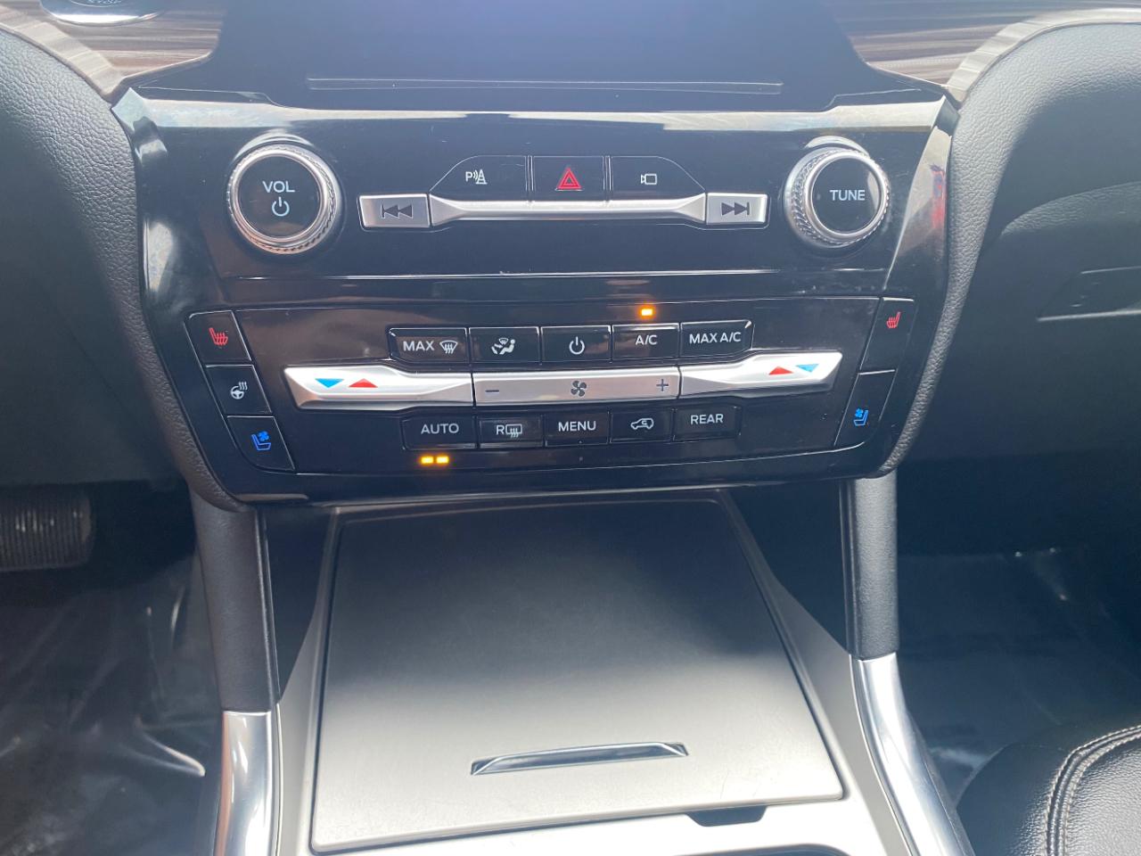 Ford Explorer Limited 4WD 2022