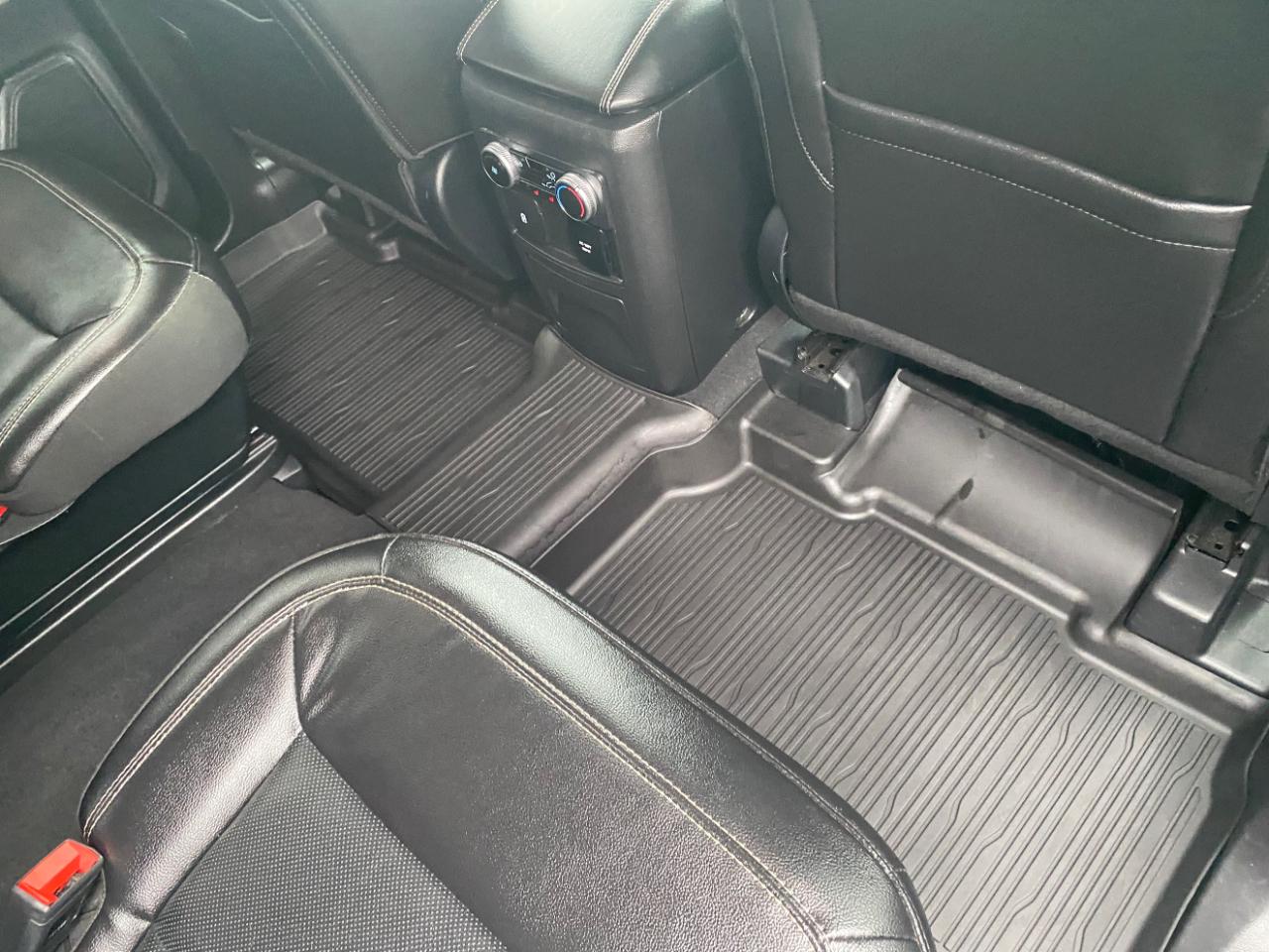 Ford Explorer Limited 4WD 2022