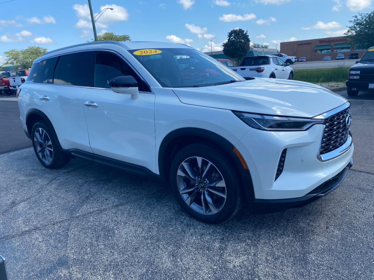 Infiniti QX60 LUXE AWD 2024