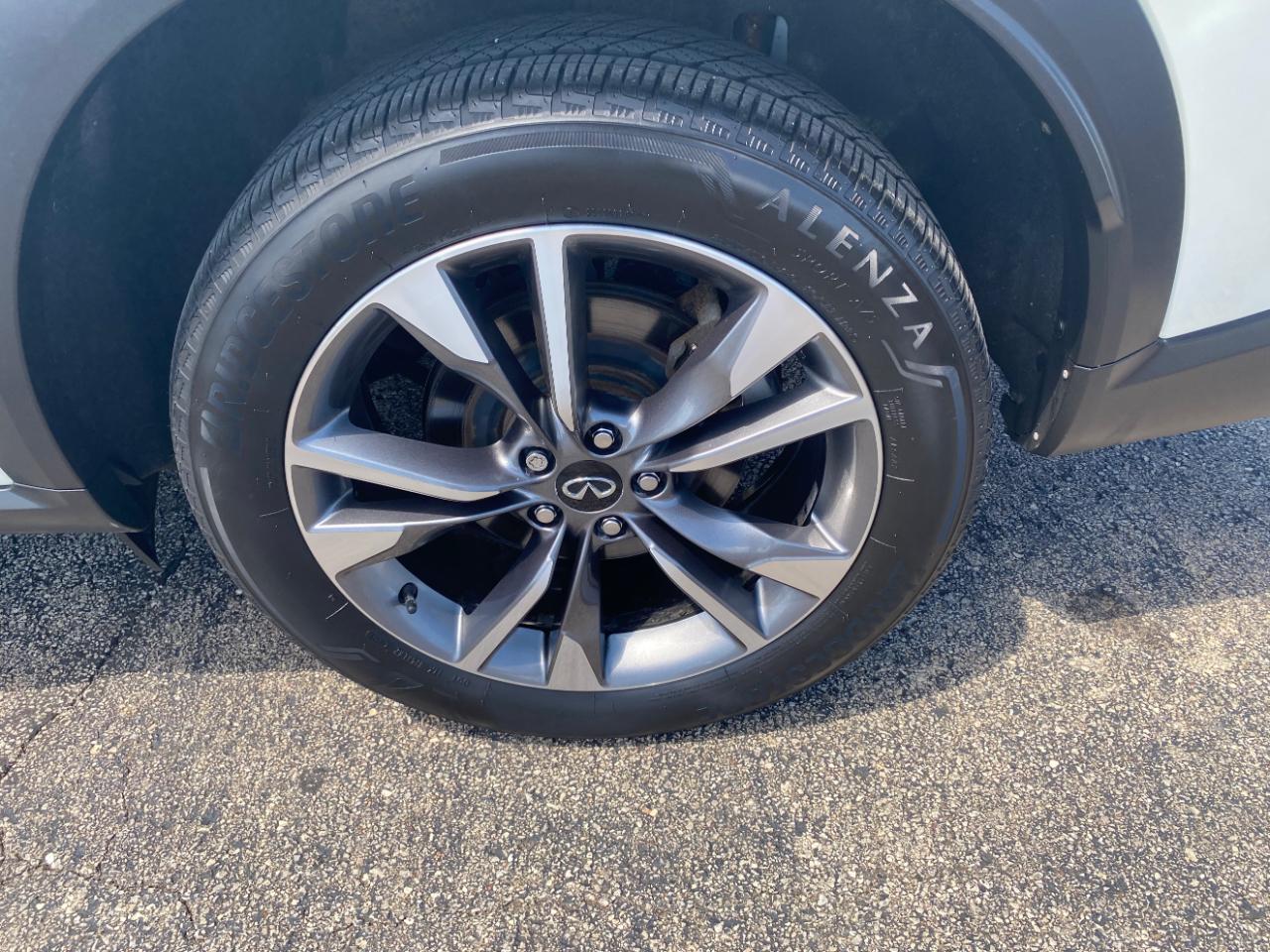 Infiniti QX60 LUXE AWD 2024