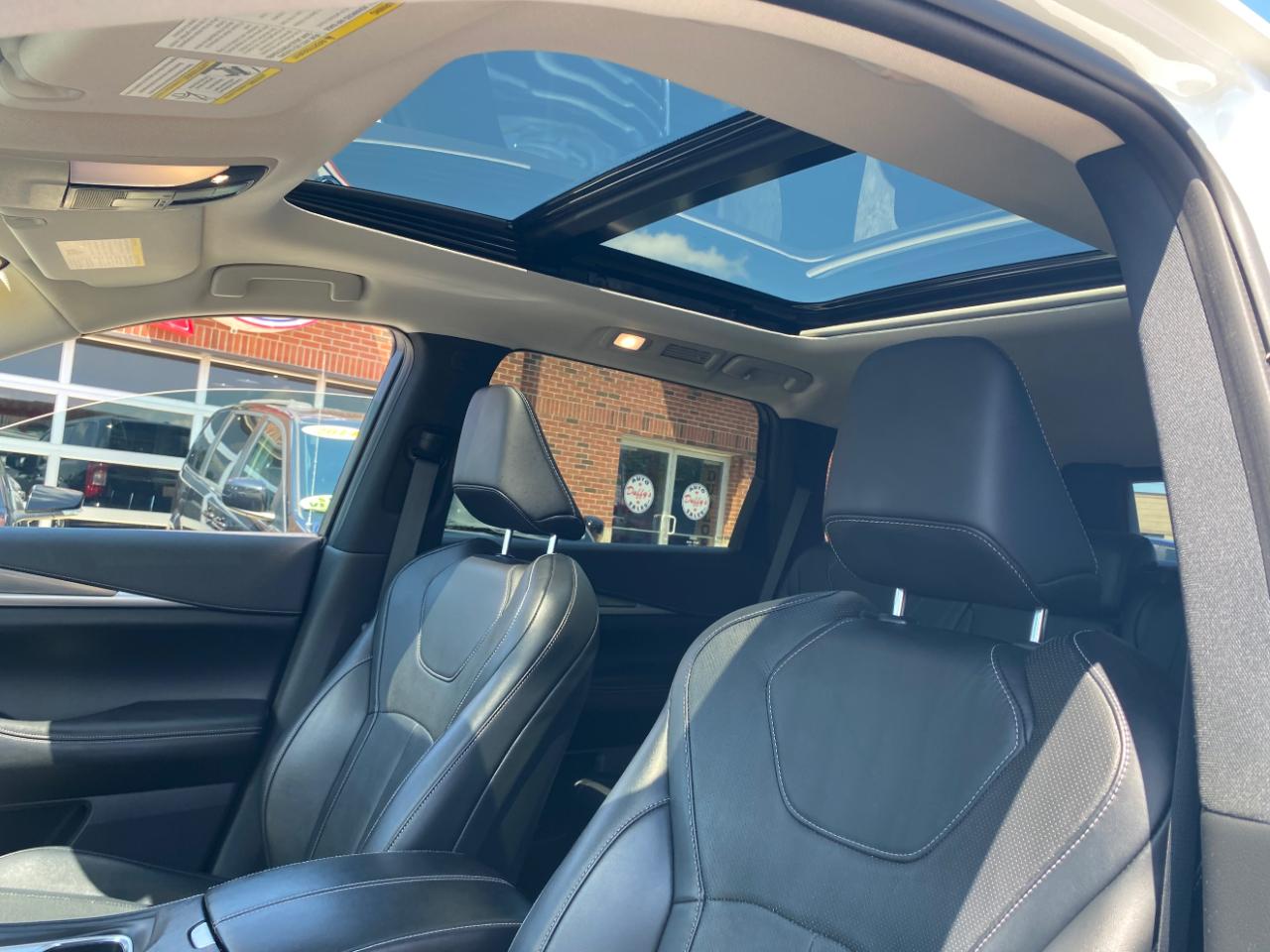 Infiniti QX60 LUXE AWD 2024