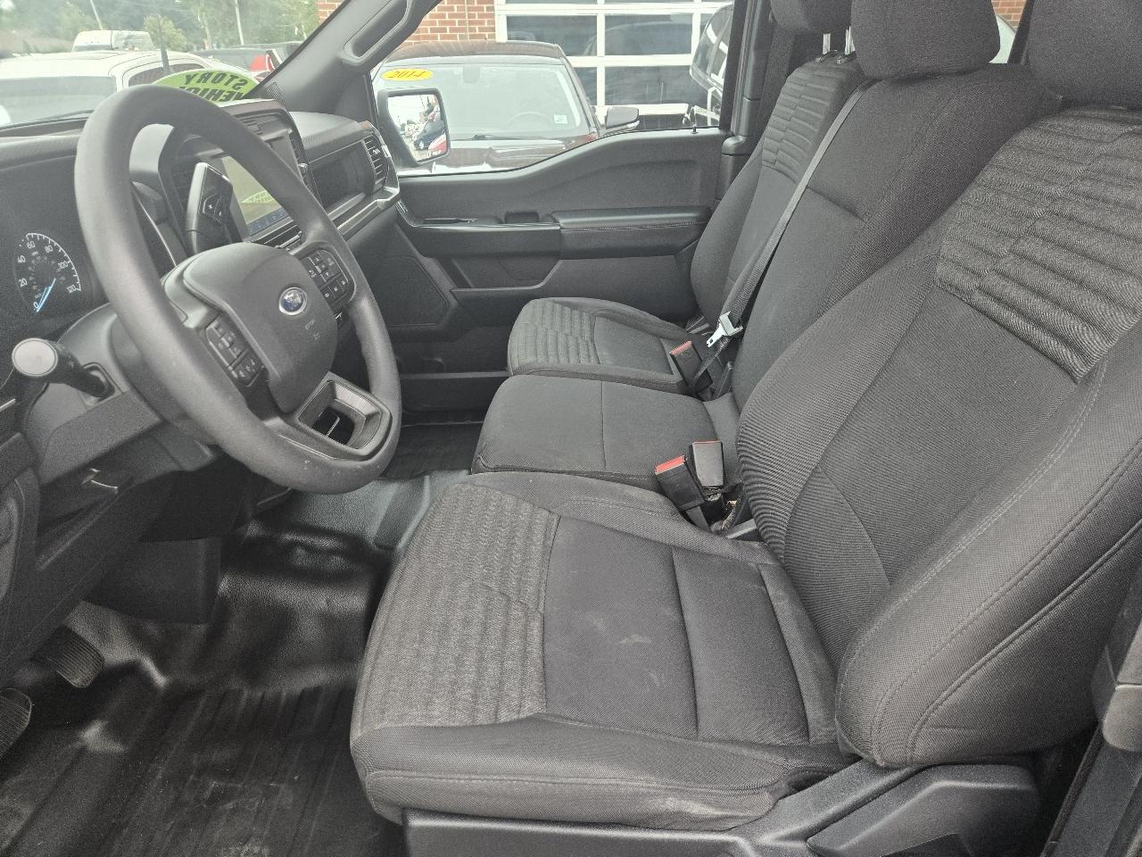 Ford F-150 4WD SuperCab 145" STX 2023