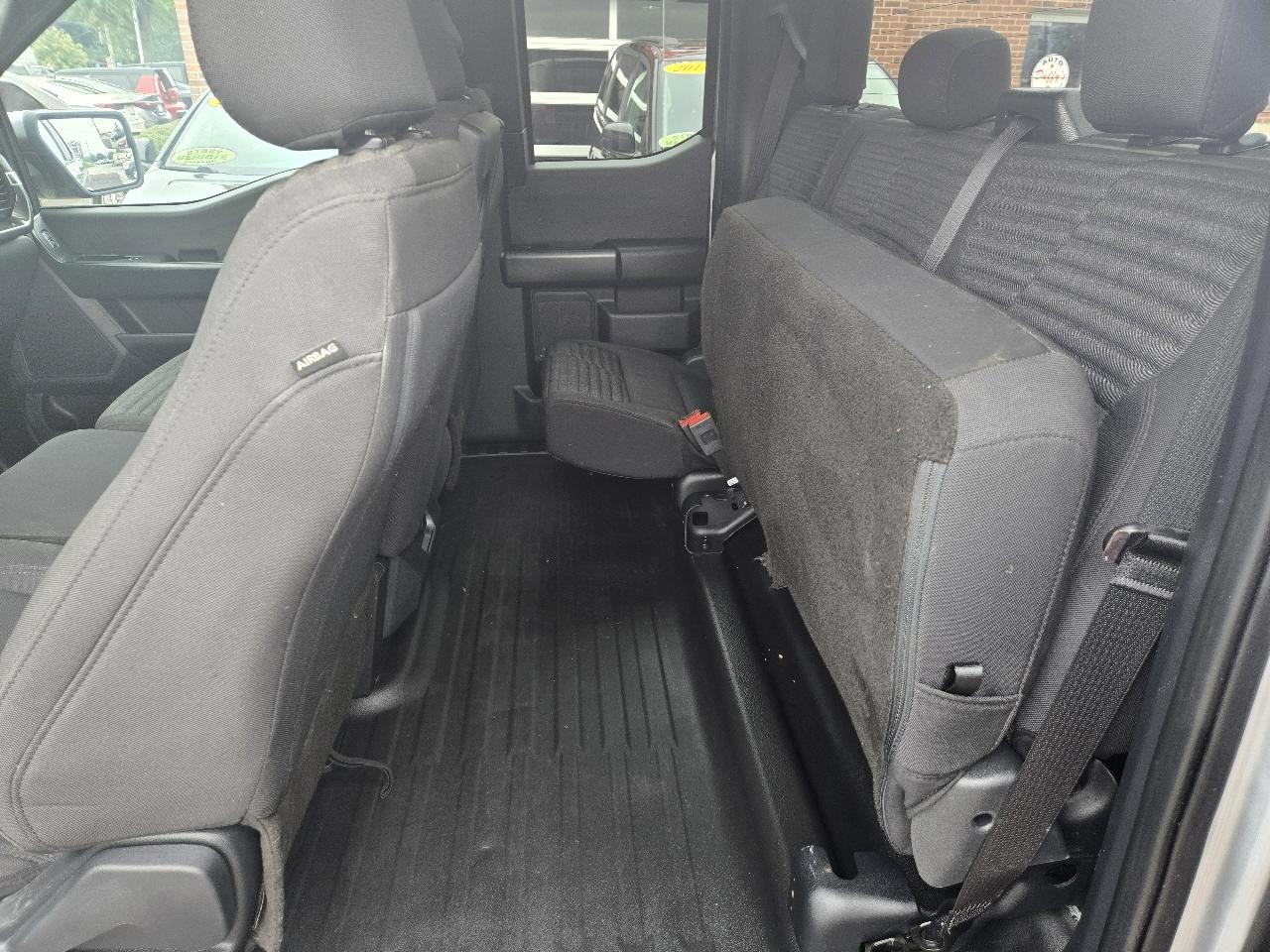 Ford F-150 4WD SuperCab 145" STX 2023
