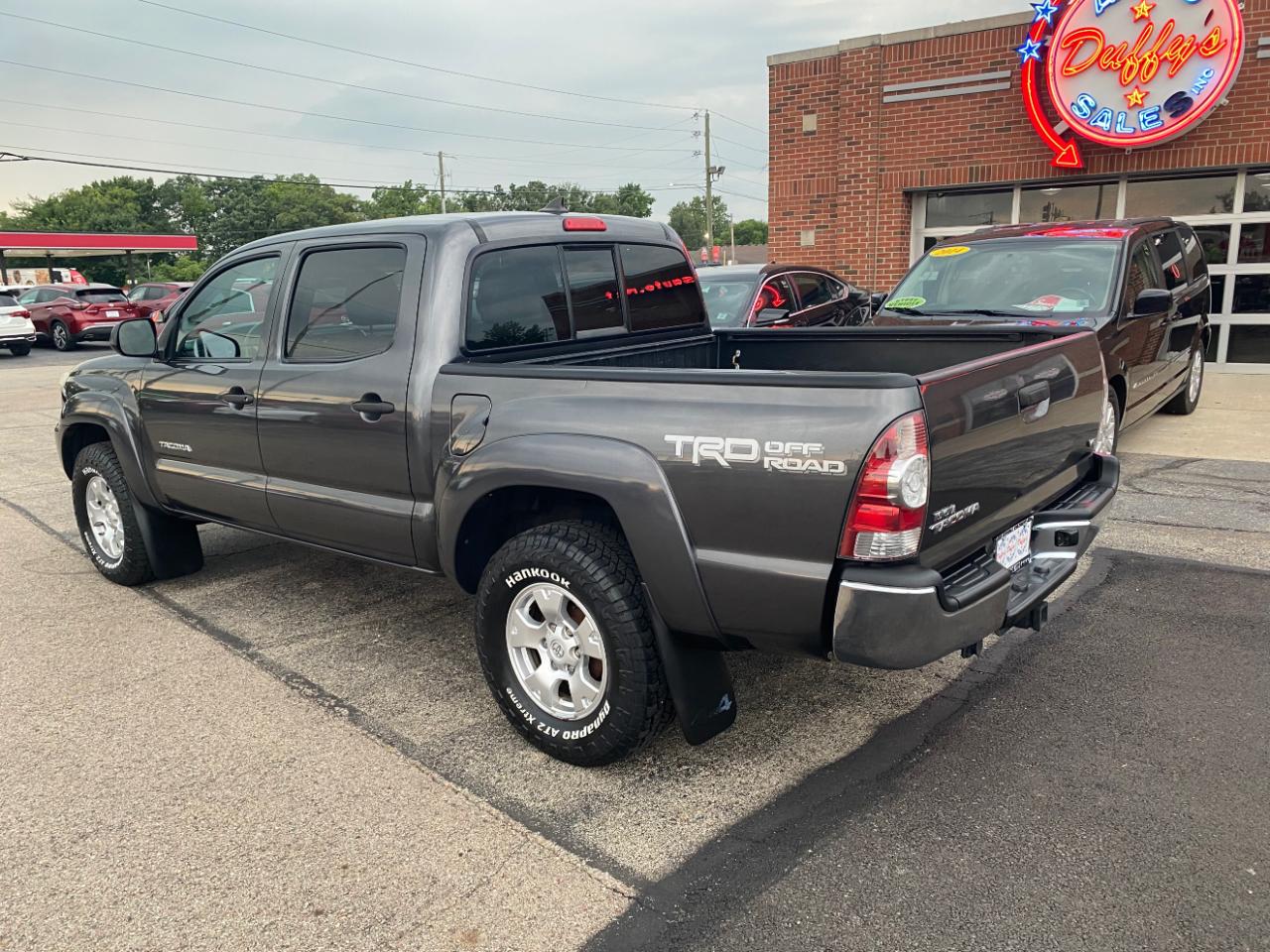 Toyota Tacoma 4WD Double Cab V6 MT (Natl) 2014