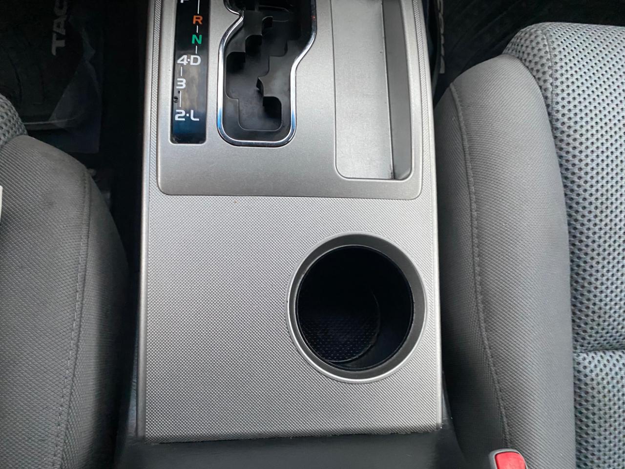 Toyota Tacoma 4WD Double Cab V6 MT (Natl) 2014
