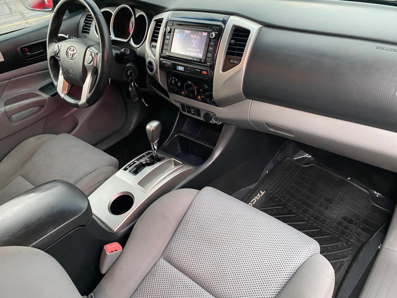 Toyota Tacoma 4WD Double Cab V6 MT (Natl) 2014