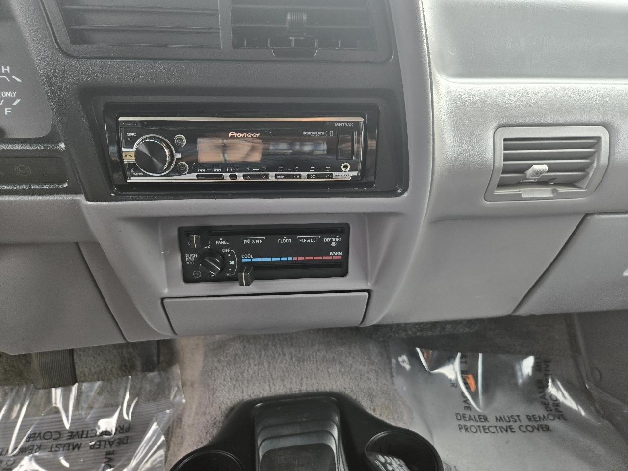 Ford Ranger 114" WB XLT 1994