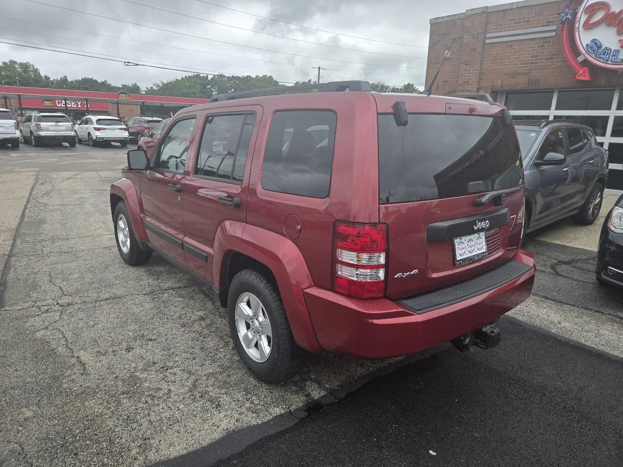 Jeep Liberty 4WD 4dr Sport 2011
