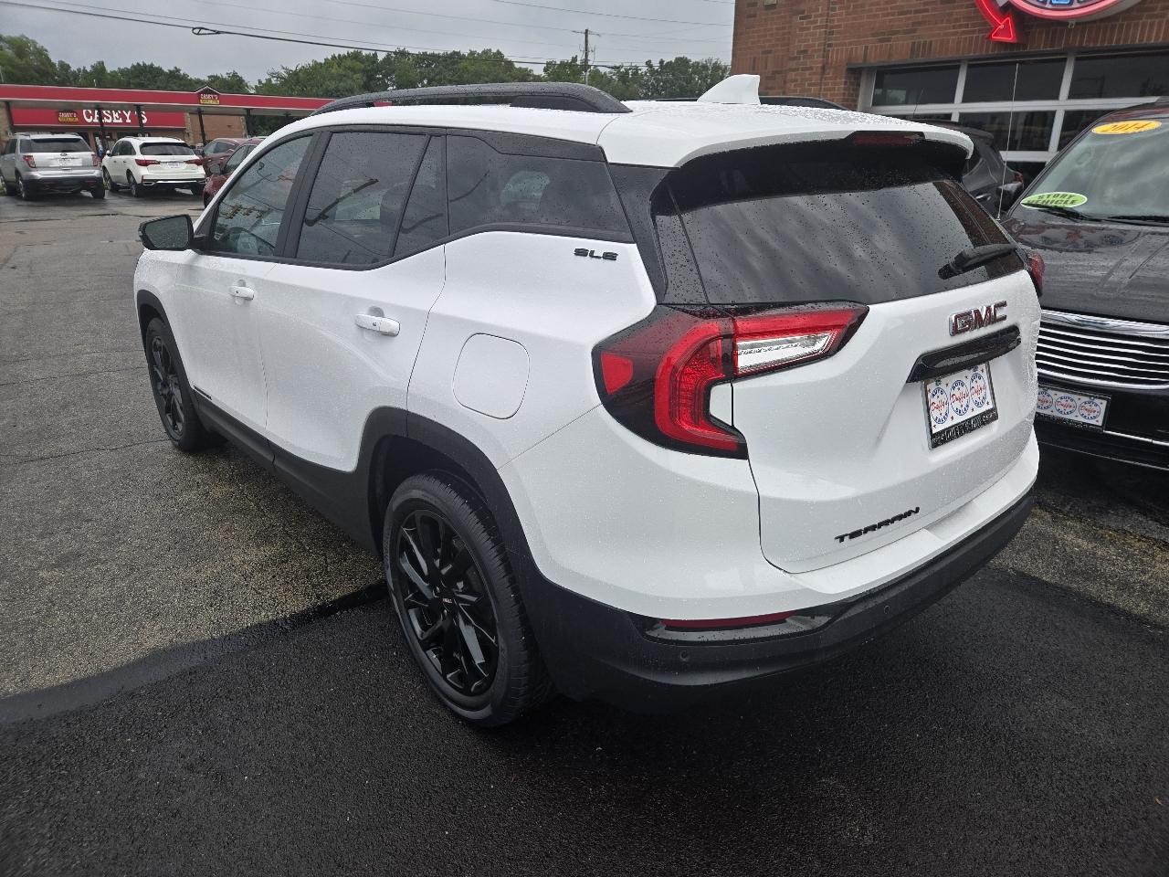 GMC Terrain FWD 4dr SLE 2024