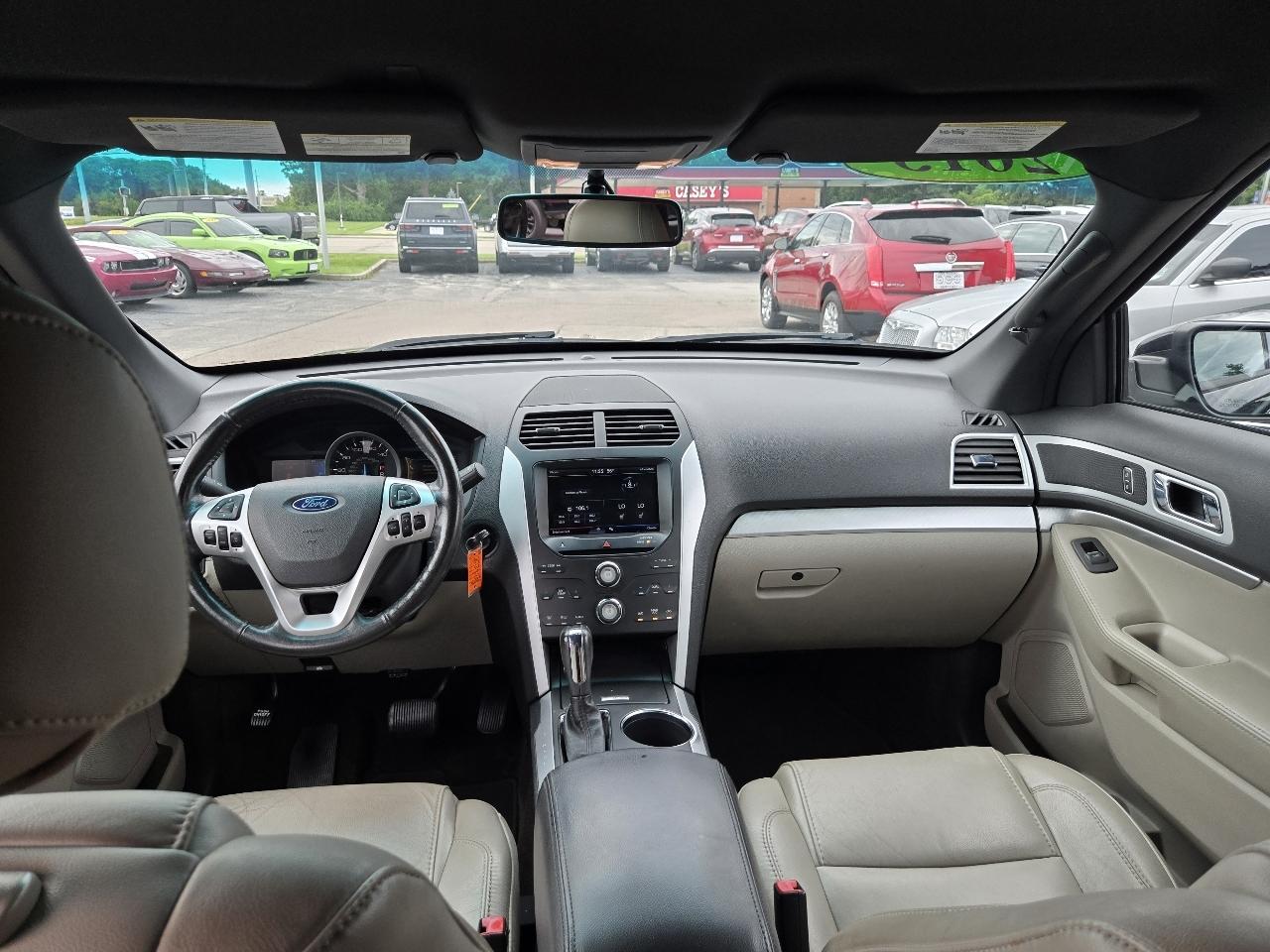 Ford Explorer FWD 4dr XLT 2013