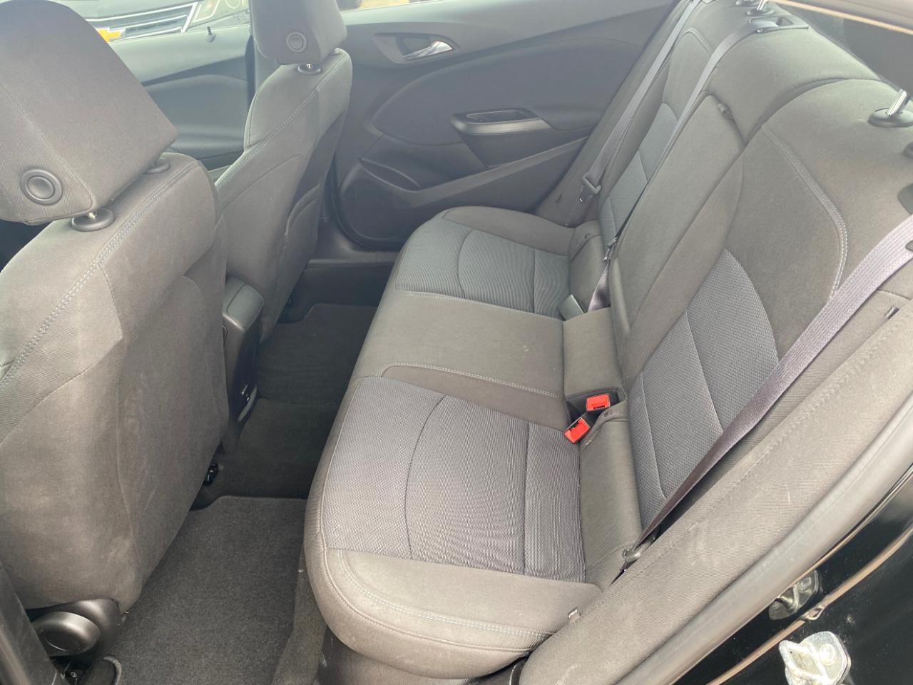 Chevrolet Cruze 4dr Sdn 1.4L LT w/1SD 2017