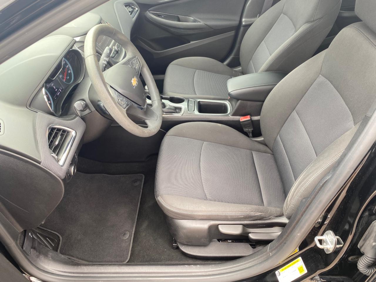 Chevrolet Cruze 4dr Sdn 1.4L LT w/1SD 2017