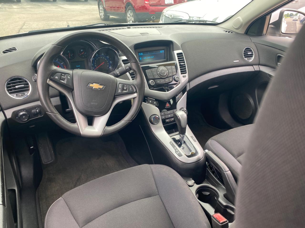 Chevrolet Cruze 4dr Sdn LT w/1LT 2012