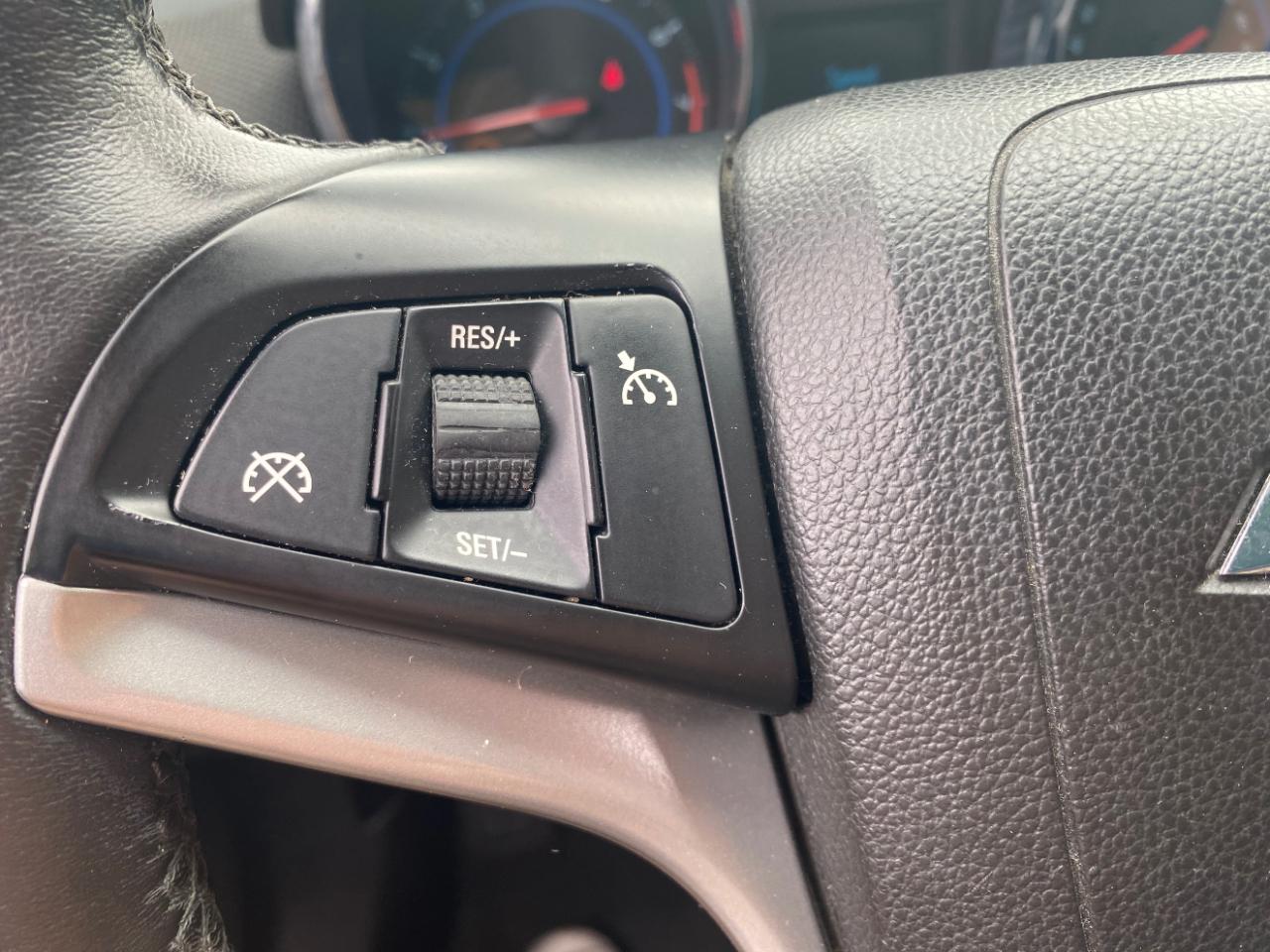 Chevrolet Cruze 4dr Sdn LT w/1LT 2012