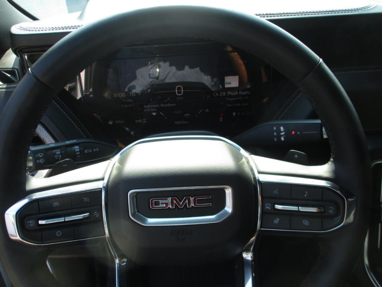 GMC Yukon XL 4WD 4dr Elevation 2025