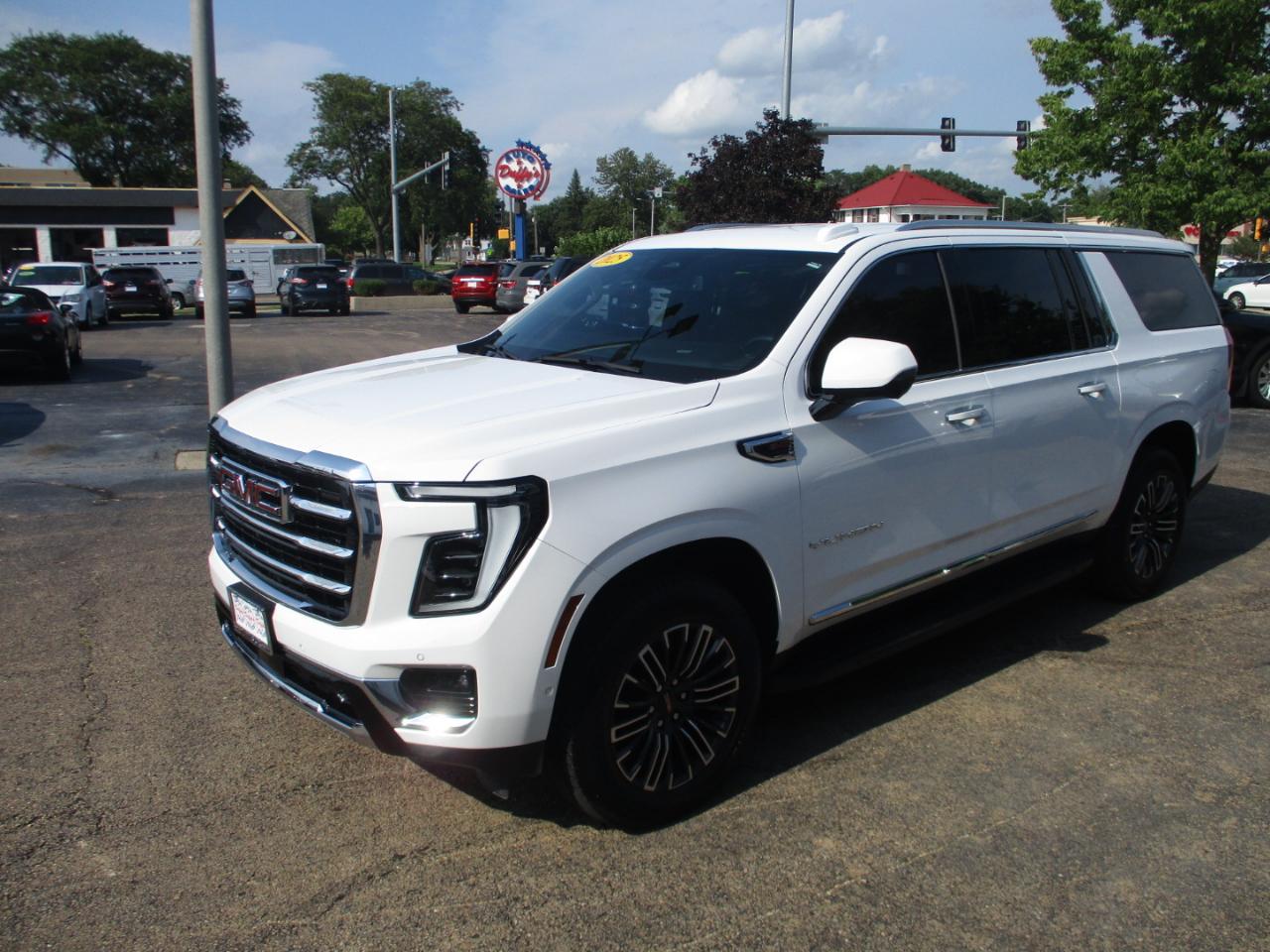 GMC Yukon XL 4WD 4dr Elevation 2025