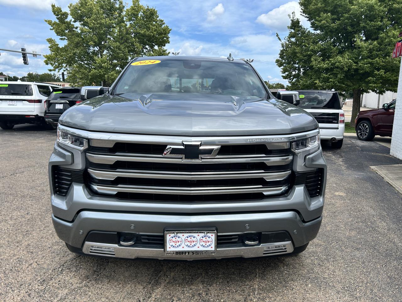 Chevrolet Silverado 1500 4WD Crew Cab 147" High Country 2024