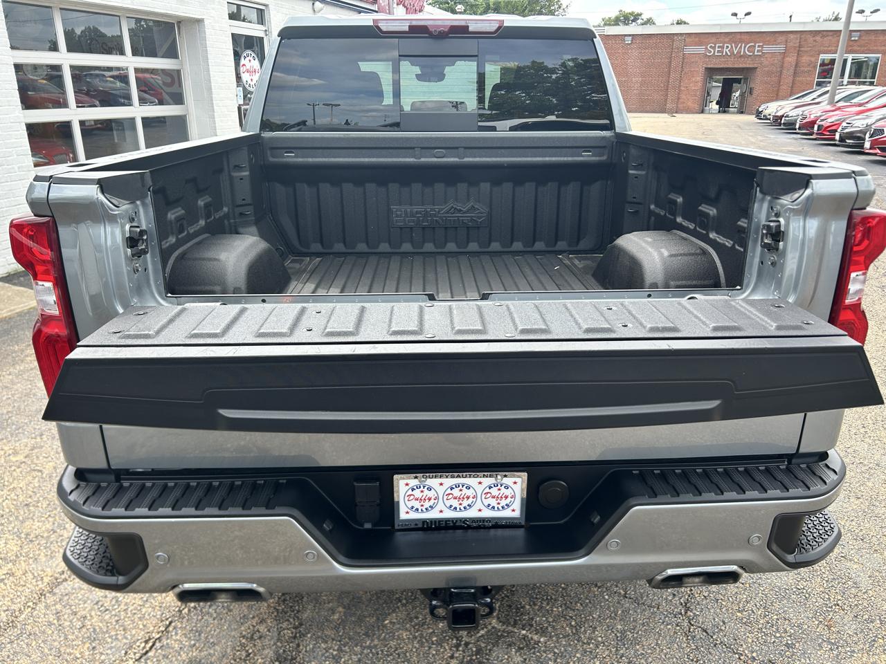 Chevrolet Silverado 1500 4WD Crew Cab 147" High Country 2024
